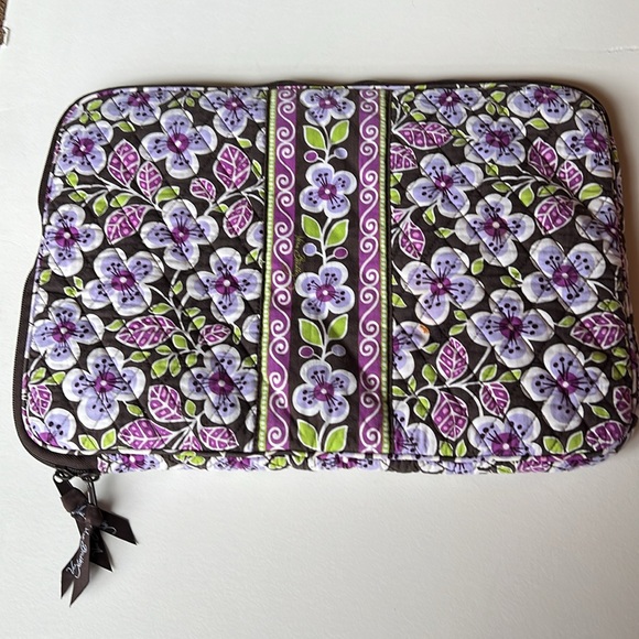 Vera Bradley Women’s Laptop Bag Plum Petals - Picture 3 of 8